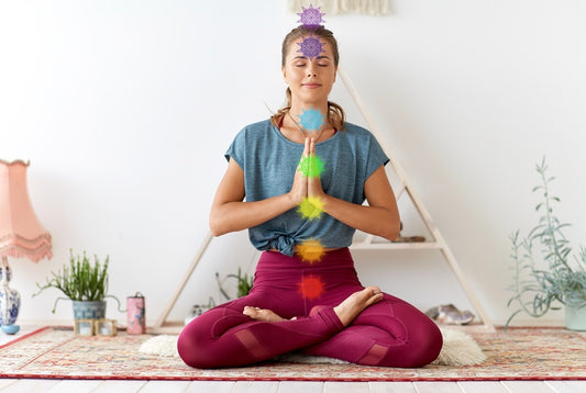 Kundalini-Yoga zielt darauf ab die Kundalini-Energie freizusetzen.
