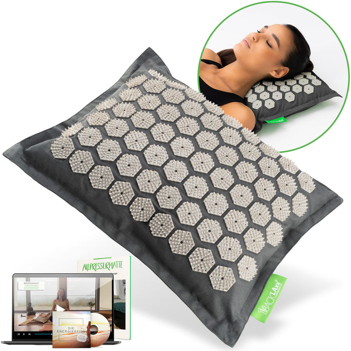 BACKLAXX Akupressurkissen in grau mit 3.312 weißen hexagonalen Akupressurspitzen, Produkthauptbild