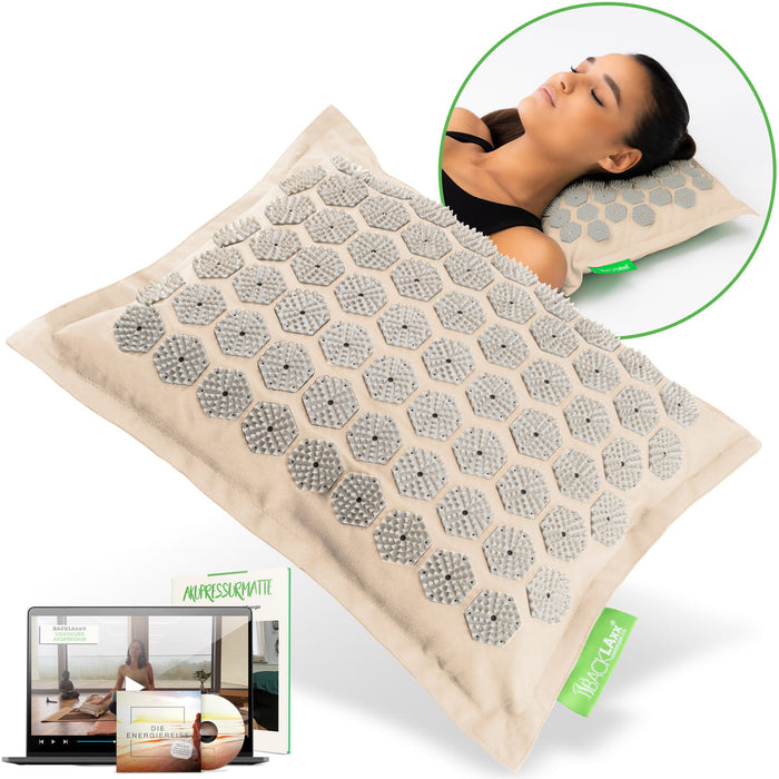 BACKLAXX Akupressurkissen in natur mit 3.312 weißen hexagonalen Akupressurspitzen, Produkthauptbild
